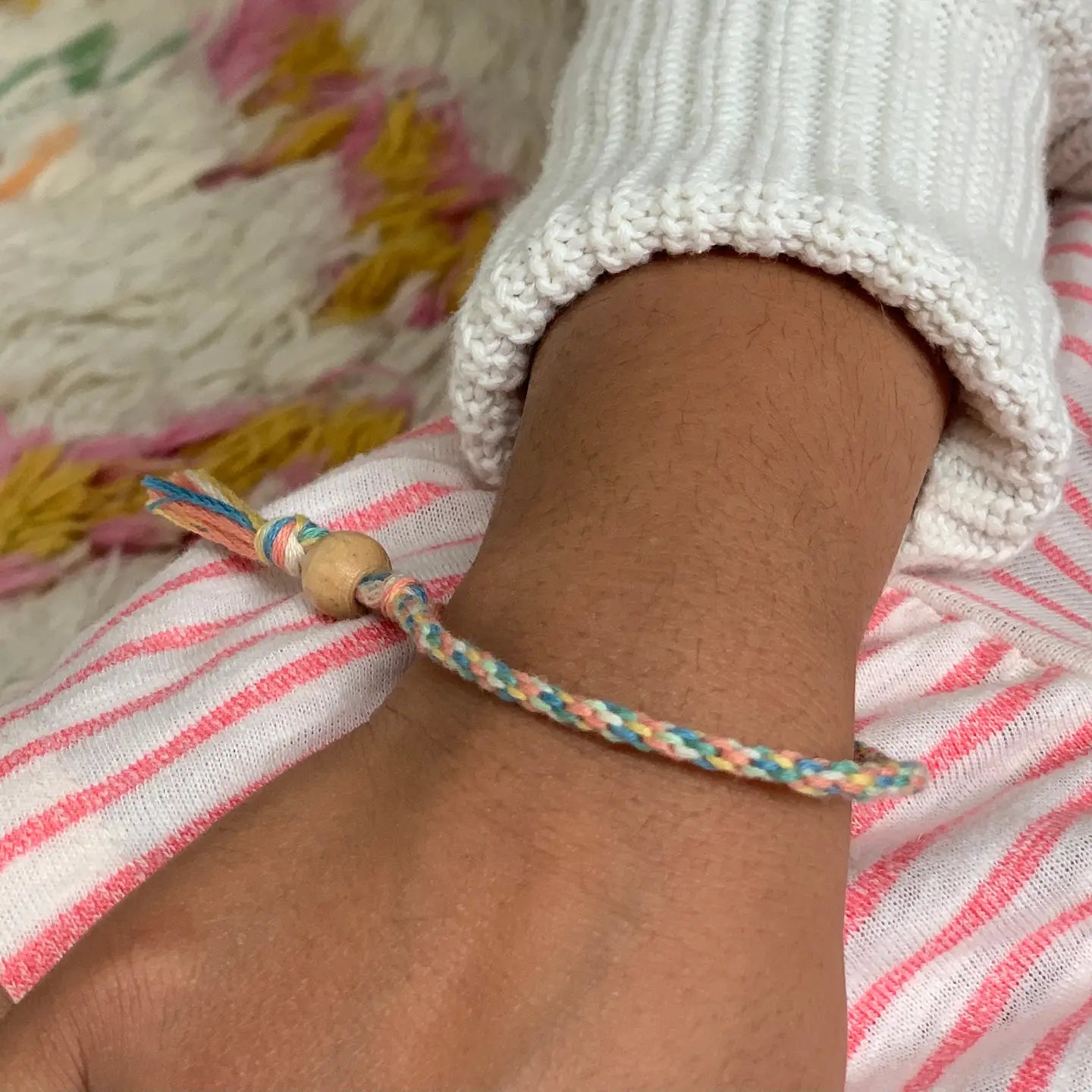 Friendship Bracelet Kit – Make Your Own DIY Gift Set Under £10